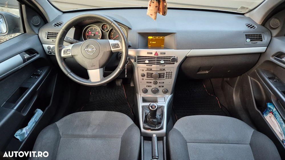 Opel Astra 1.7 CDTI DPF Edition - 4