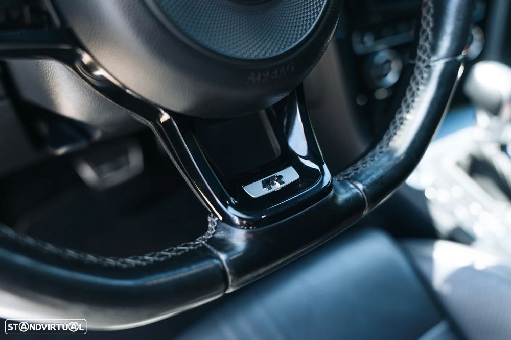VW Golf 2.0 TSI R DSG - 35