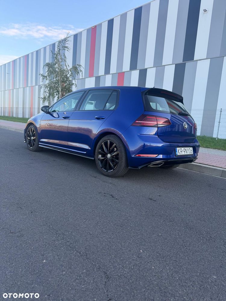 Volkswagen Golf - 6