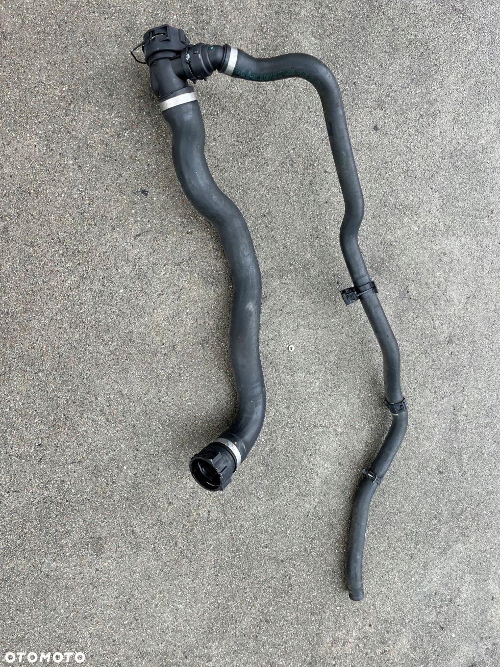 Węże Wody Kruciec BMW F30 F31 F20 9243891 - 1
