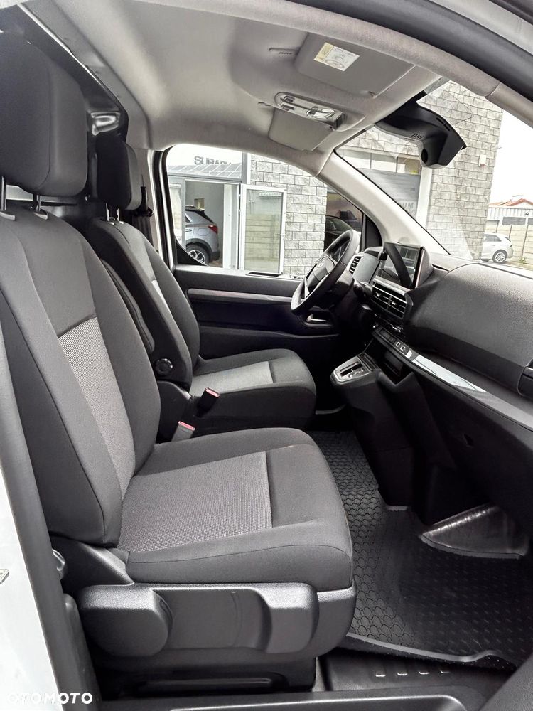 Opel Vivaro - 26