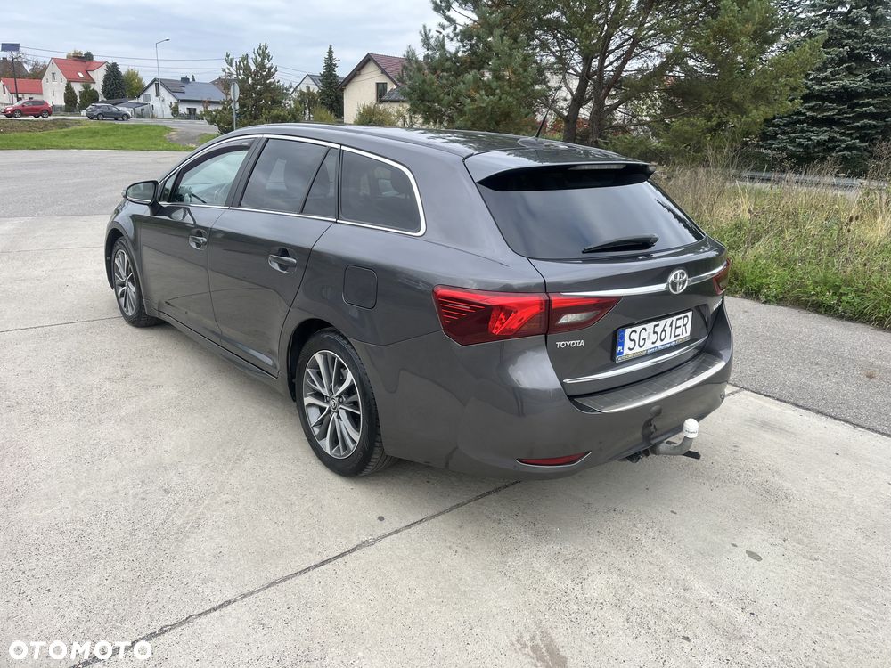Toyota Avensis Touring Sports 1.6 D-4D Edition S+ - 11
