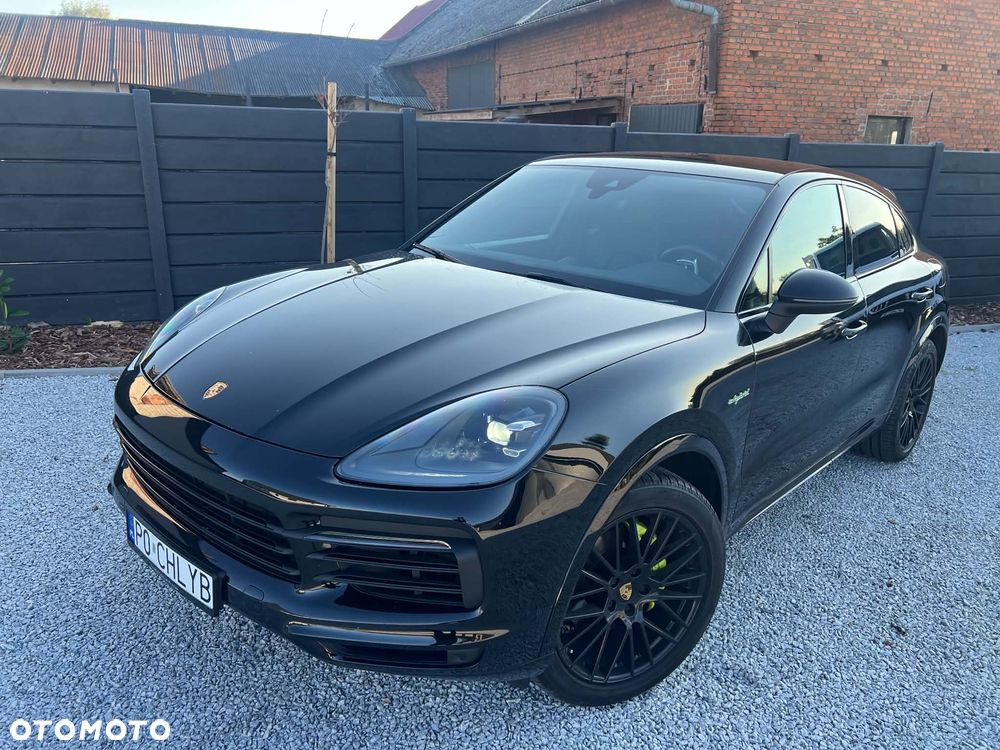 Porsche Cayenne E-Hybrid - 1