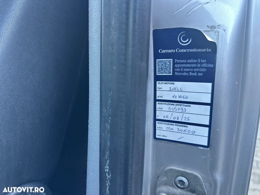 Mercedes-Benz SPRINTER 319 - 13