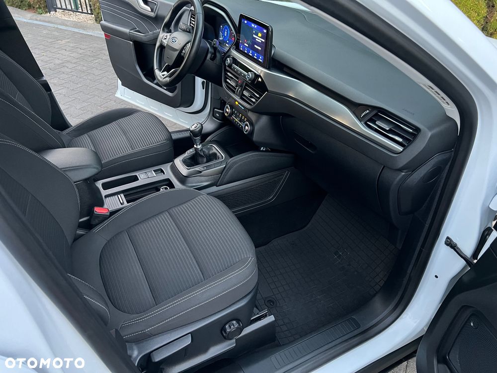Ford Kuga 1.5 EcoBoost FWD Titanium X - 35