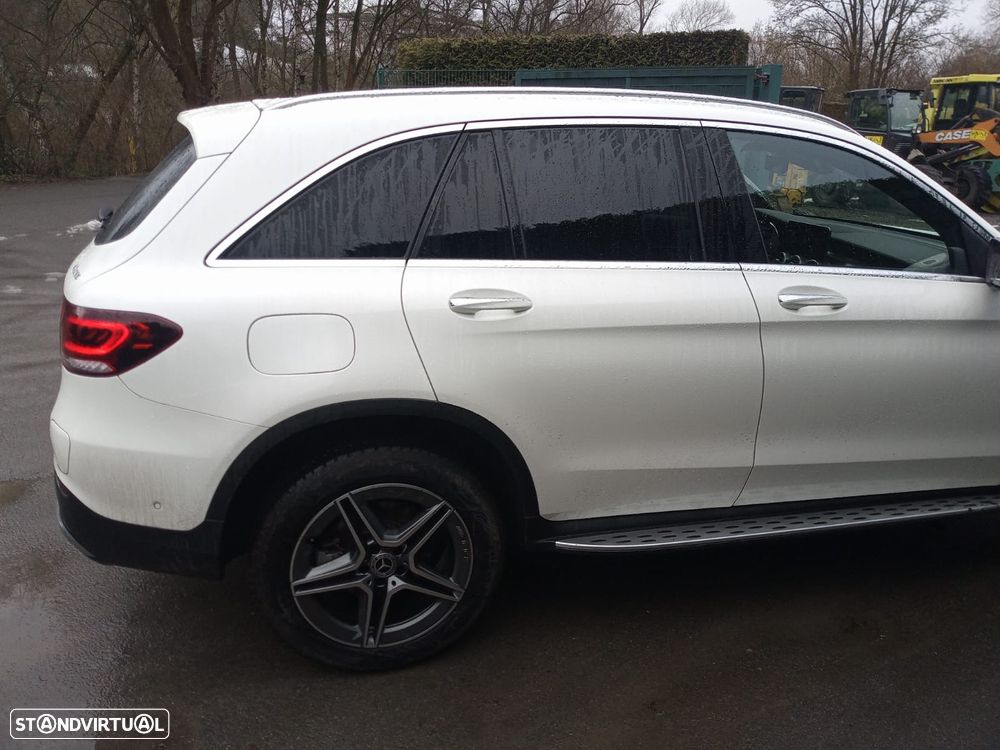 Mercedes-Benz GLC 300 de 4Matic - 13