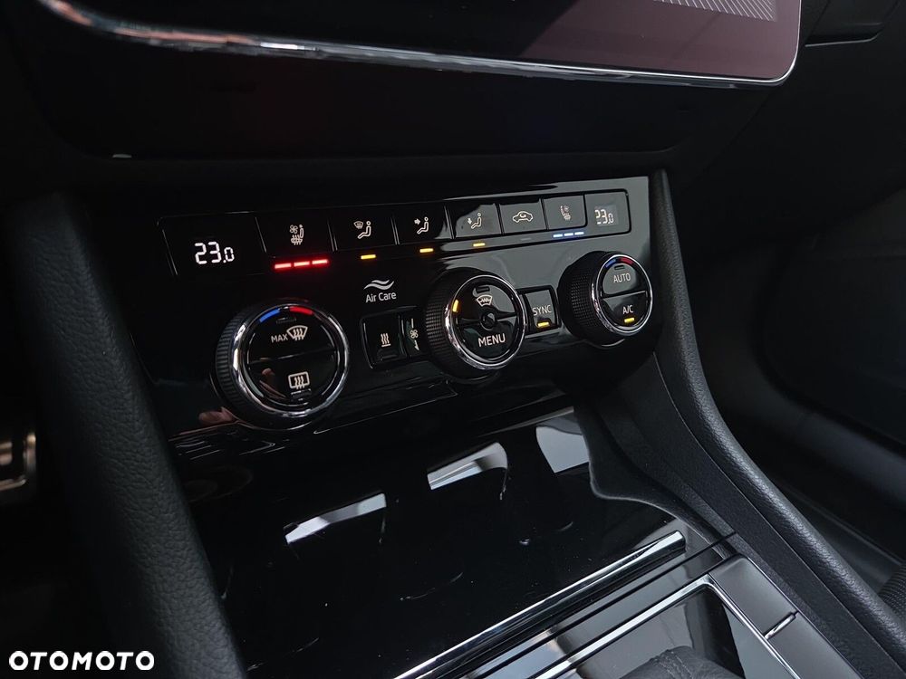 Skoda Superb 2.0 TDI L&K DSG7 - 16