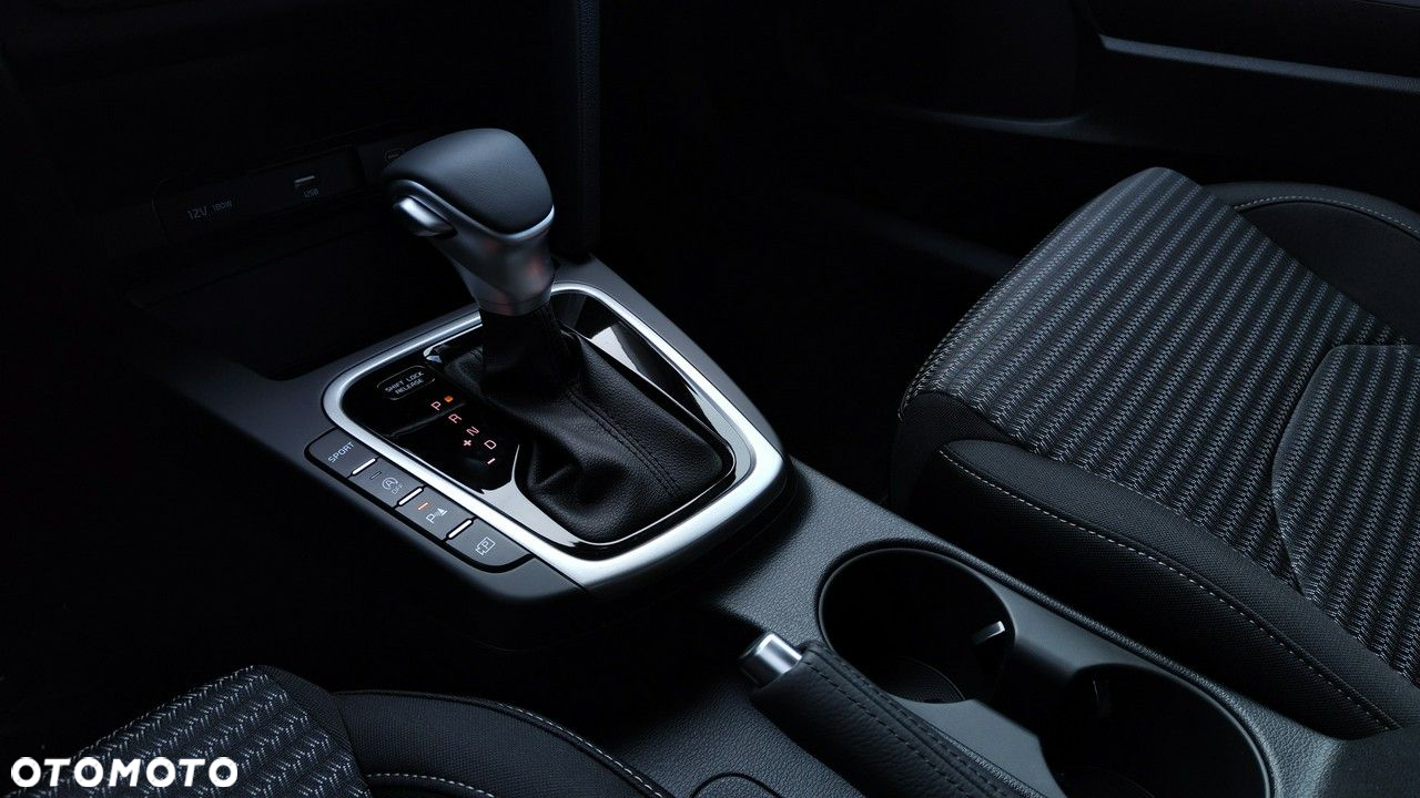 Kia Ceed - 16
