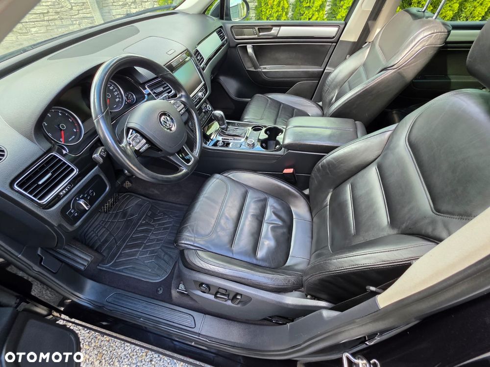 Volkswagen Touareg - 22