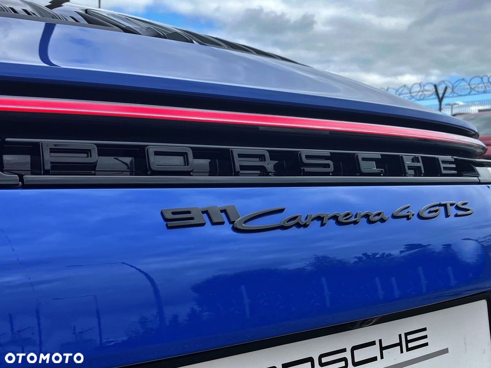Porsche 911 - 40