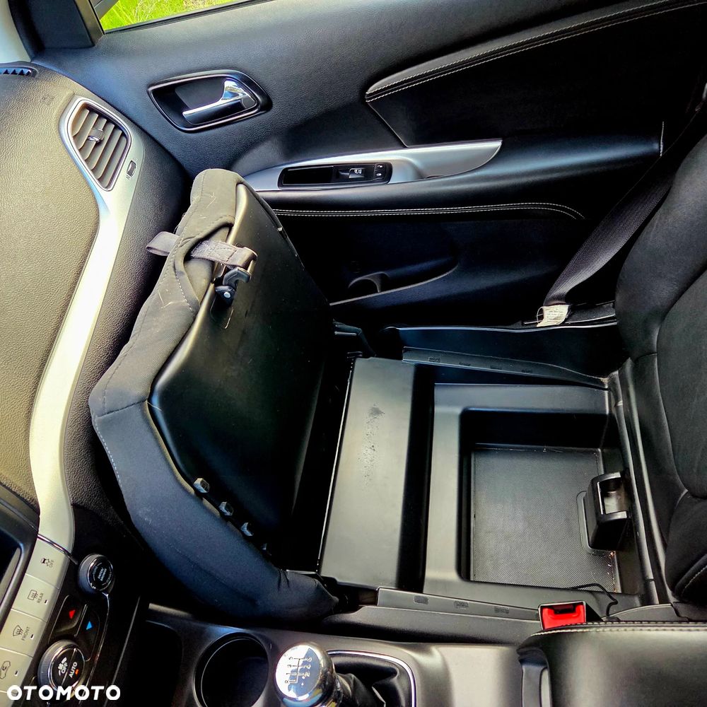 Fiat Freemont 2.0 Multijet 16V DPF Urban - 12