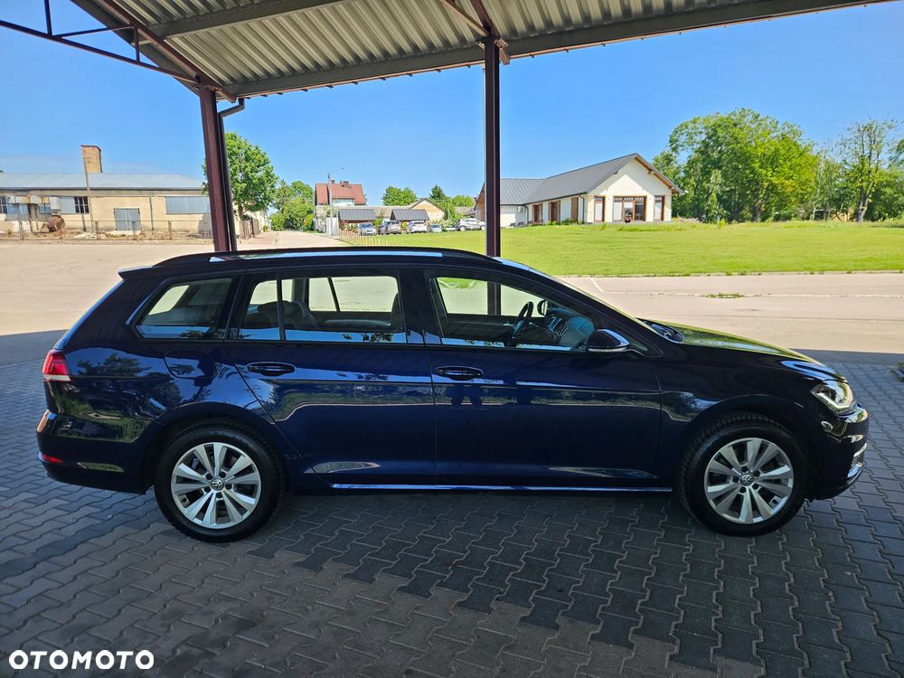 Volkswagen Golf 1.5 TSI BMT Evo Comfortline - 4