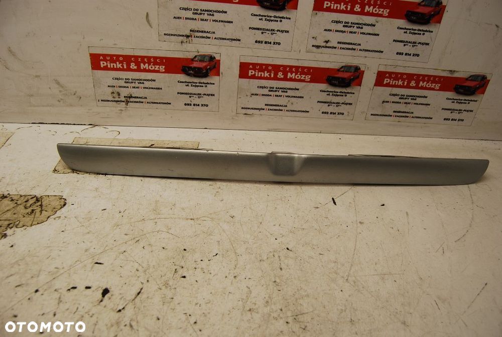 LISTWA KLAPY TYŁ BLENDA 8D9827574 8D9827576 AUDI A3 8L 96-03 LY7M/ LY5M/ LZ5L - 2