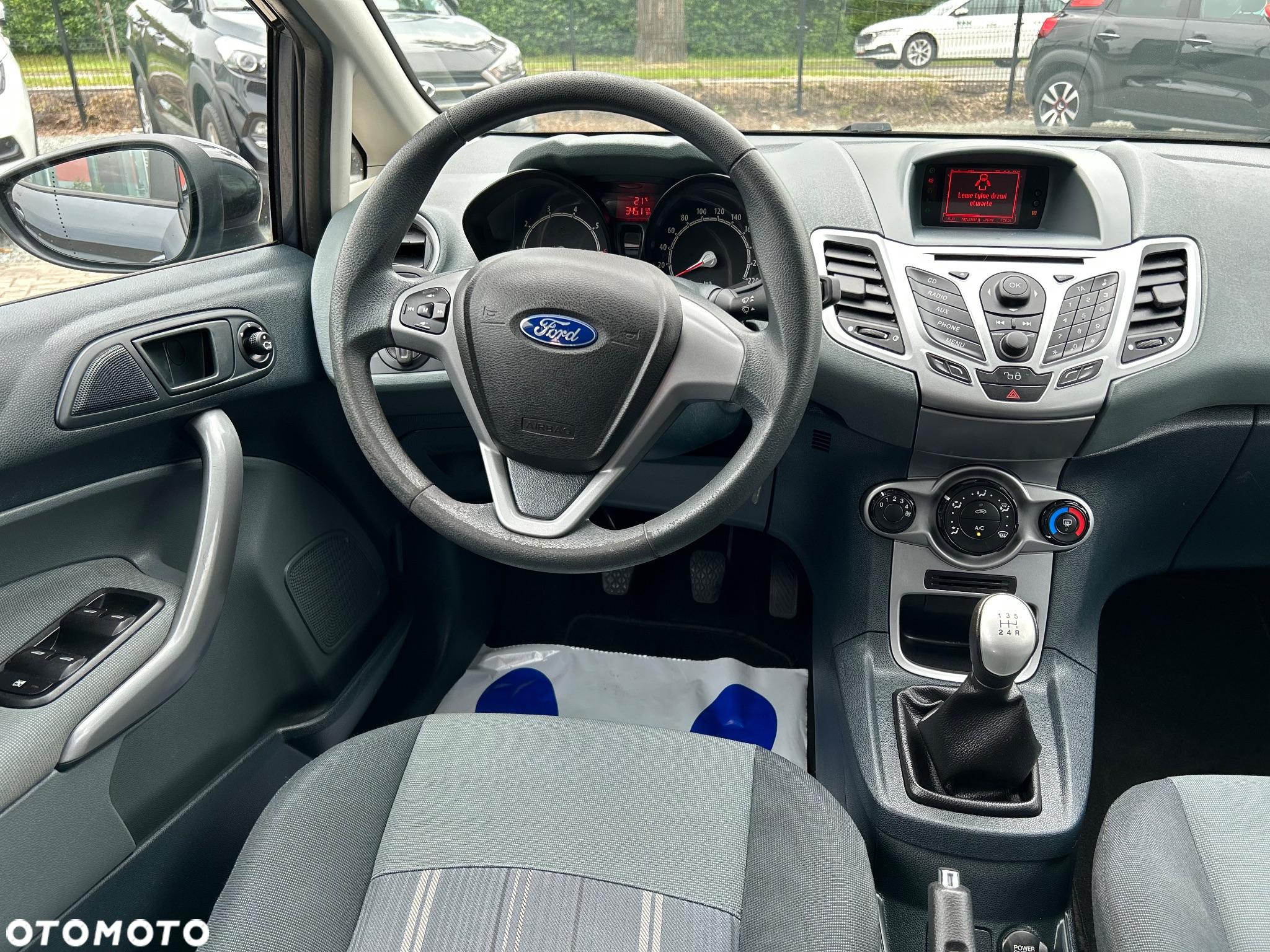 Ford Fiesta 1.25 Ambiente - 18