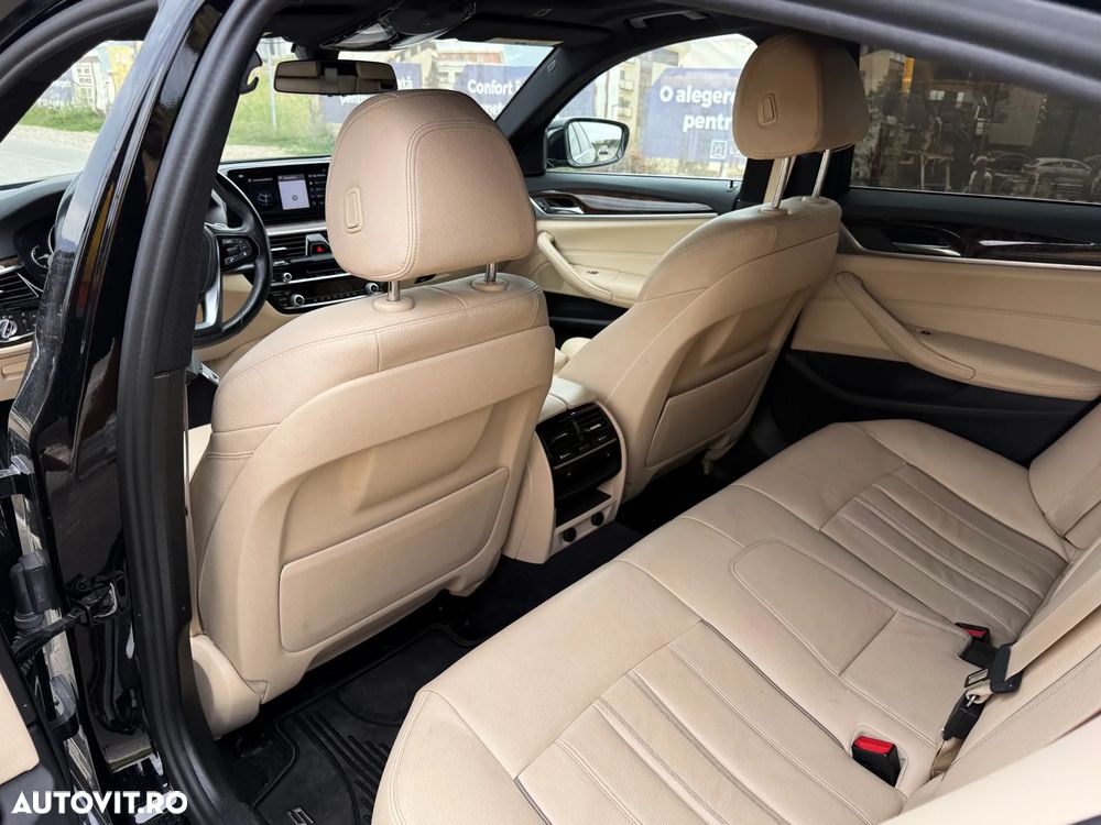 BMW Seria 5 530i AT - 3