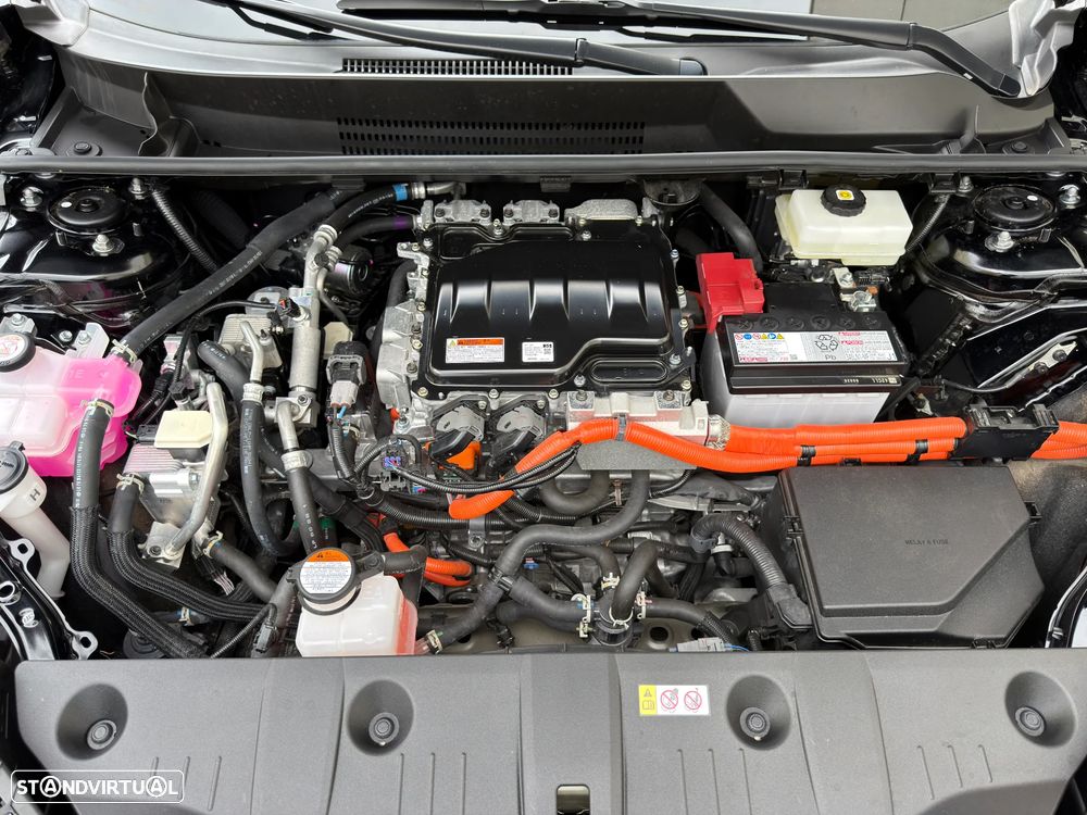 Toyota bZ4X 71,4 kWh Exclusive Limited - 37