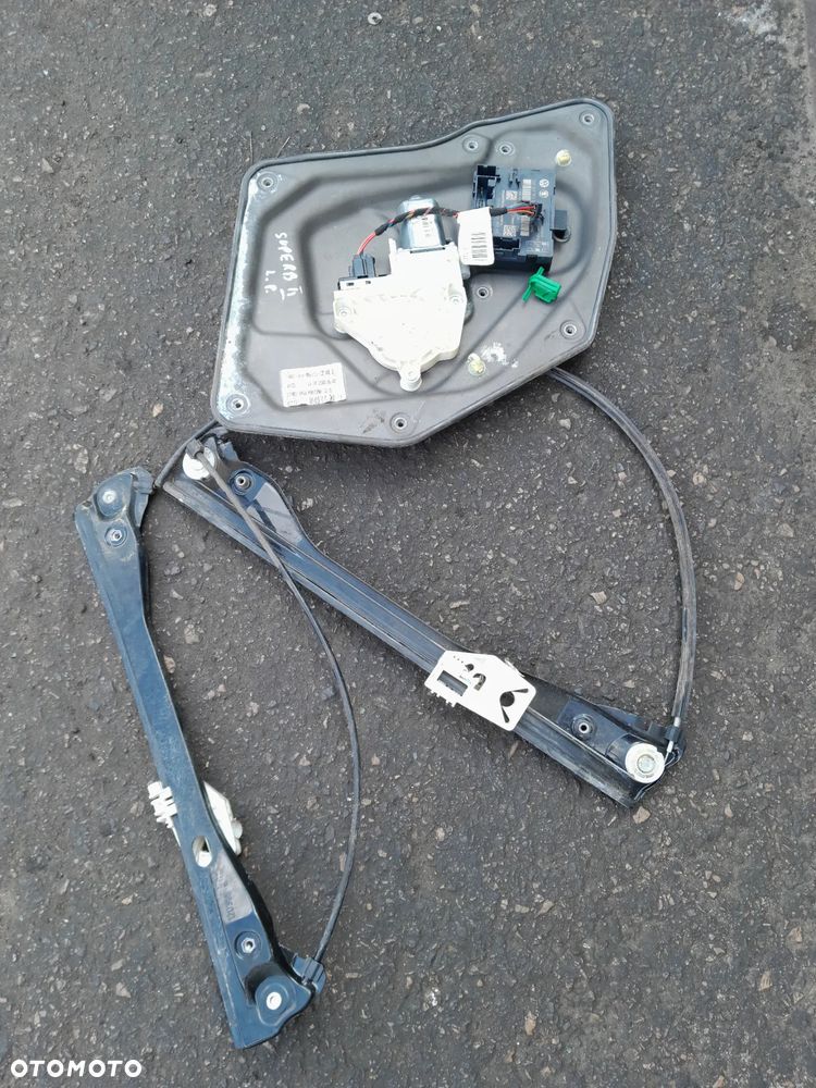 Podnośnik szyby przedni lewy SKODA Superb II 08-13r. 3T0837401A - 4