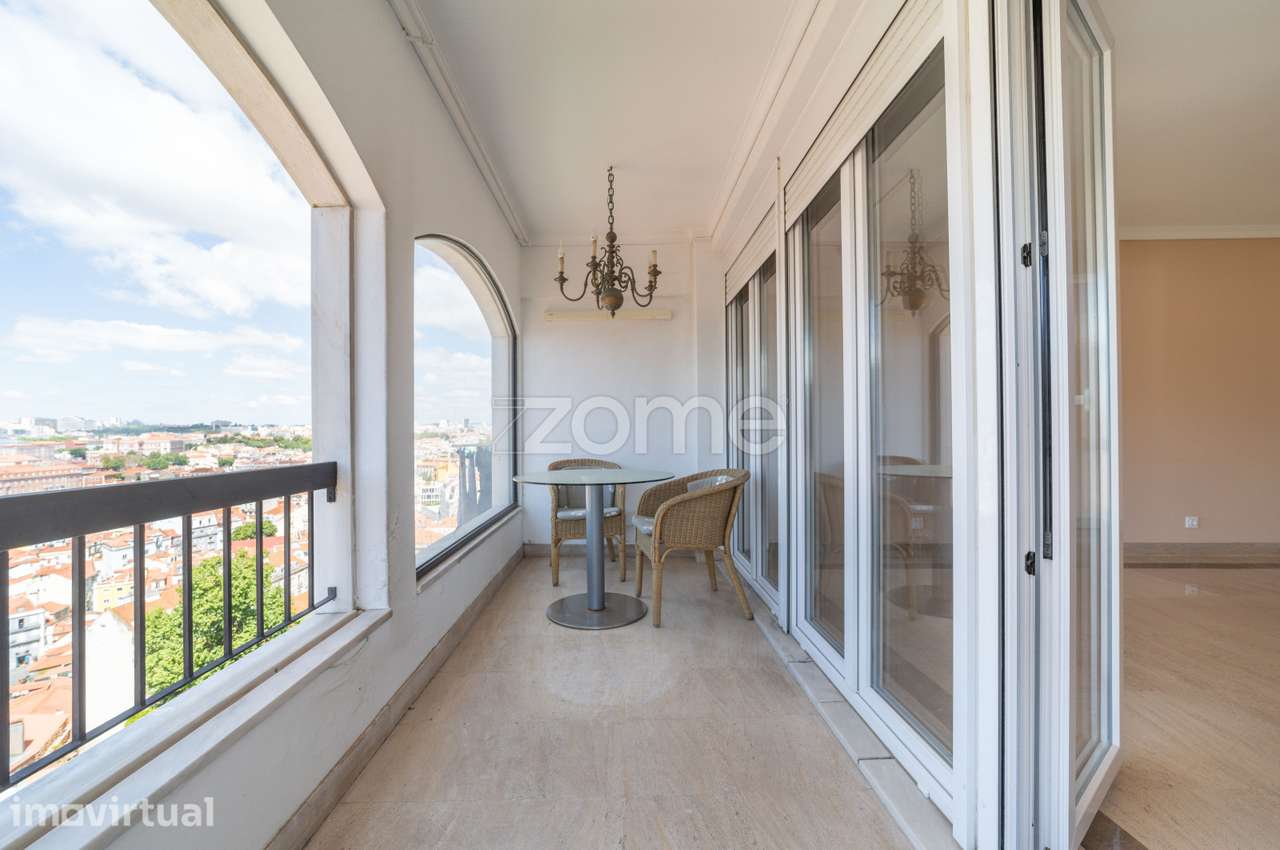T2 com Vista Panorâmica sobre Lisboa | Graça - Grande imagem: 5/36