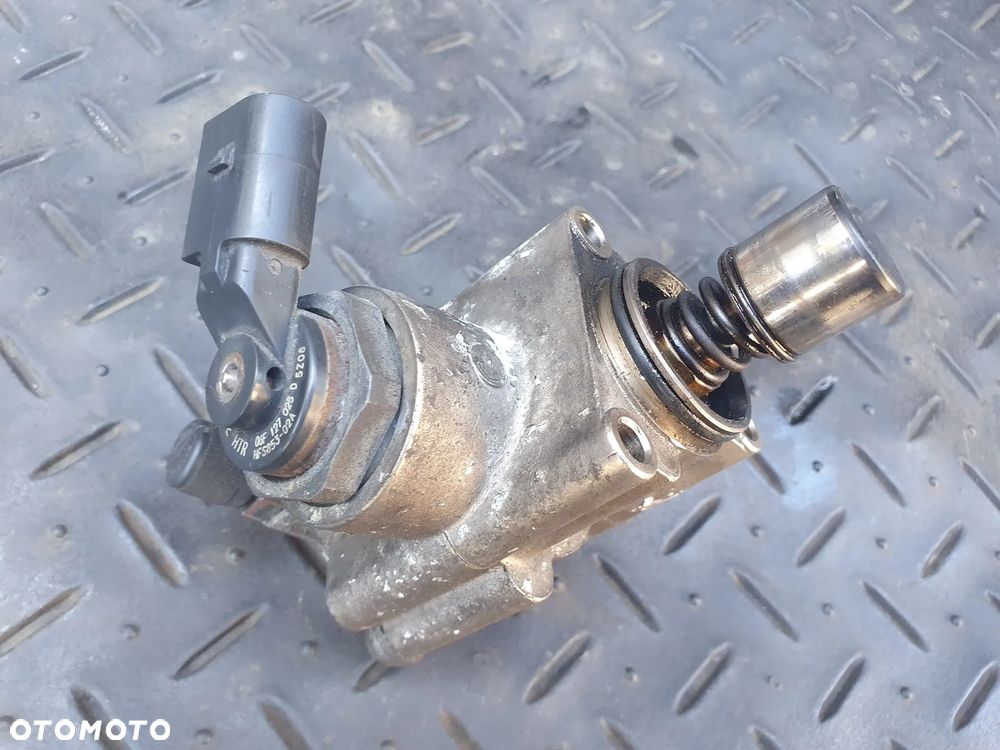VW AUDI SEAT SKODA 2.0FSI TFSI POMPA PODCIŚNIENIA PALIWA 06F127025D BEETLE EOS GOLF V VI JETTA PASSAT B6 B7 CC SCIROCCO SHARAN TIGUAN A3 8P A4 A5 Q3 TT ALHAMBRA ALTEA EXEO LEON II OCTAVIA SUPERB ORYGINAŁ - 3