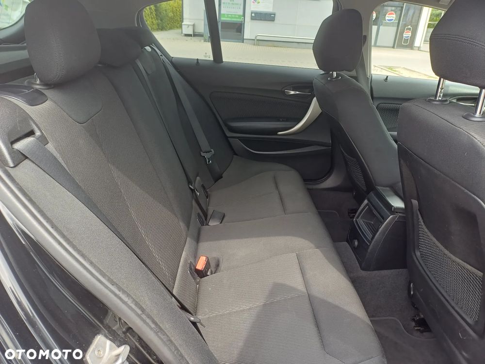BMW Seria 1 118d - 6