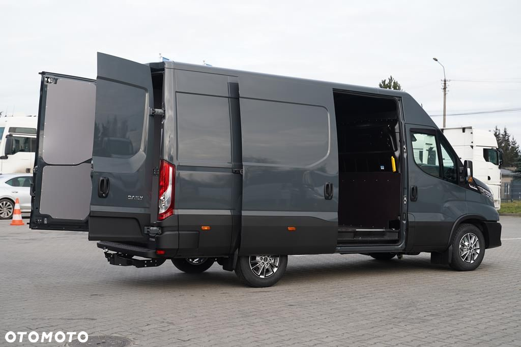 Iveco Daily - 25