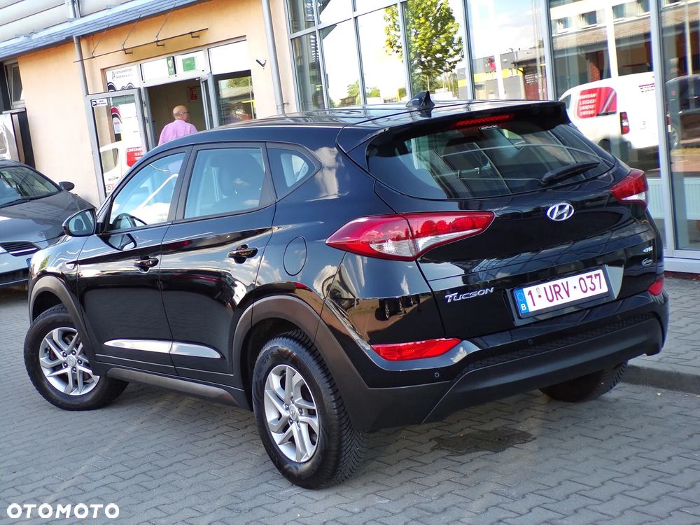Hyundai Tucson blue 1.7 CRDi 2WD Classic - 12