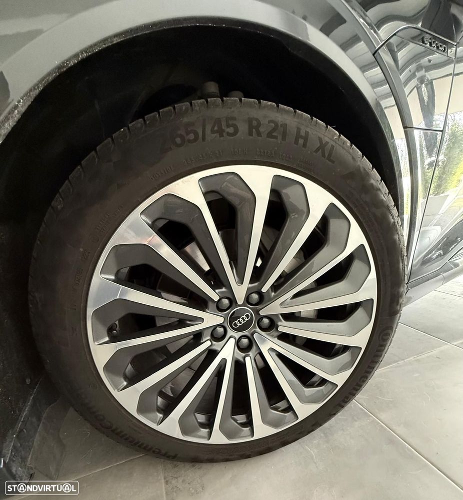 Audi Q8 e-Tron 55 quattro Advanced - 14