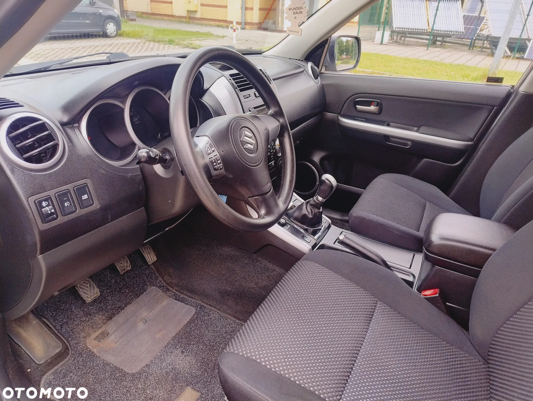Suzuki Grand Vitara 2.0 Comfort - 11