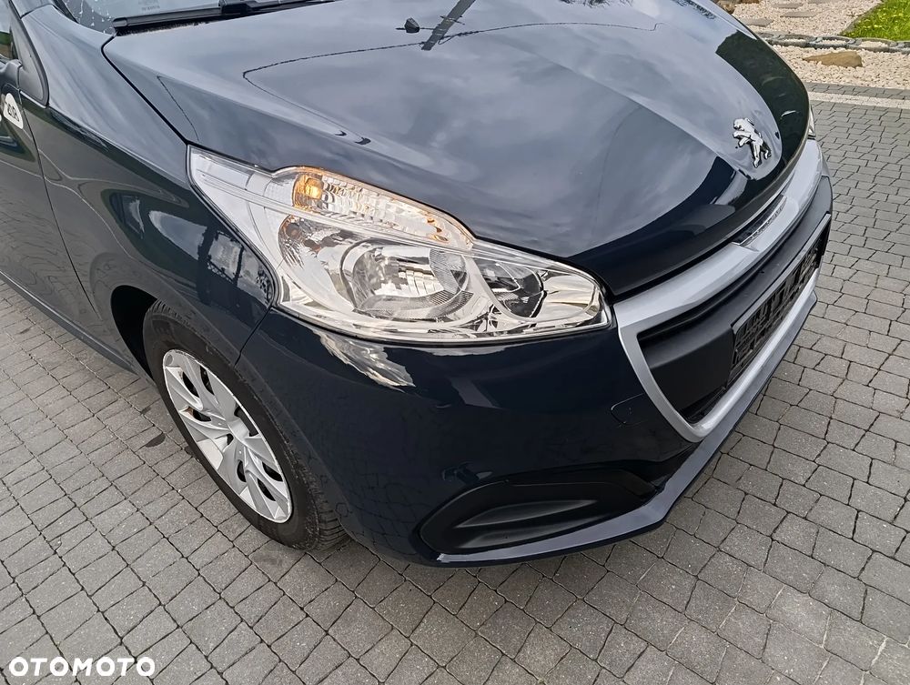 Peugeot 208 - 34