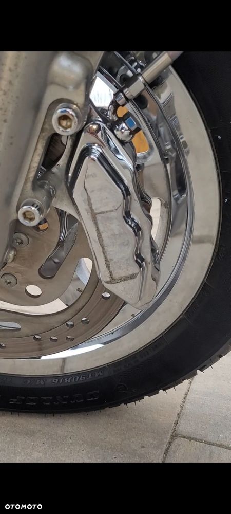 Harley-Davidson Touring Road King - 27