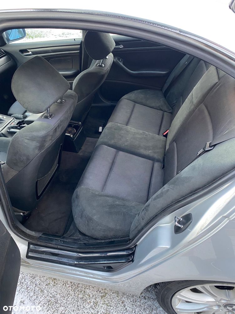 BMW Seria 3 330d - 14