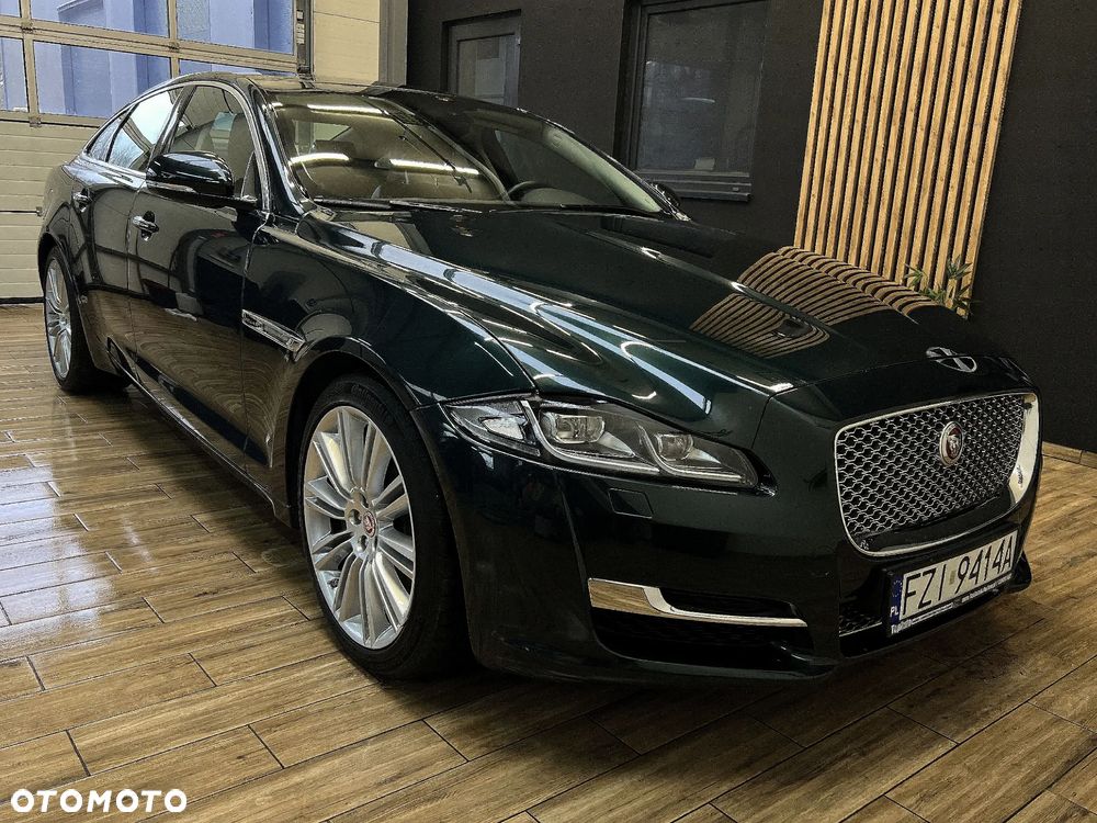 Jaguar XJ 3.0 D V6 Premium Luxury - 6