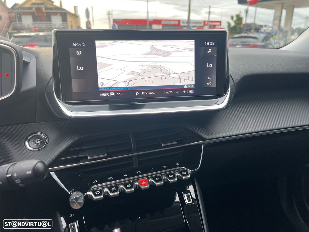 Peugeot 2008 1.5 BlueHDi Allure Pack EAT8 - 11