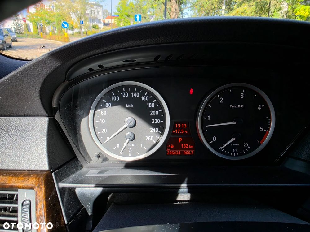 BMW Seria 5 - 26
