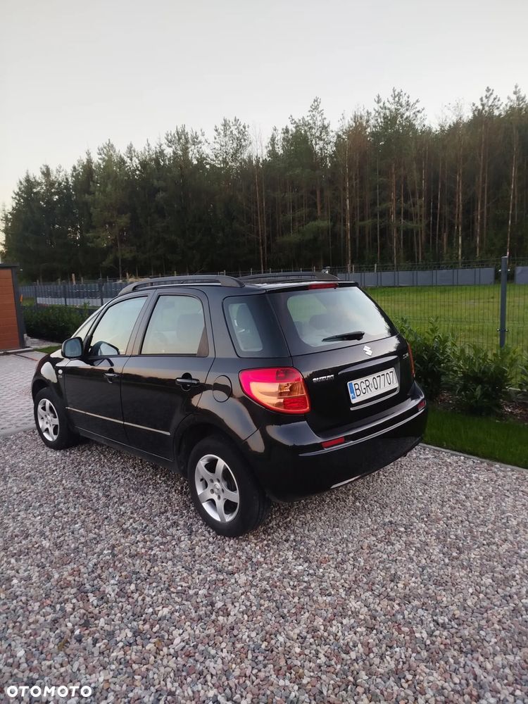 Suzuki SX4 Hatchback 06-10 - 3