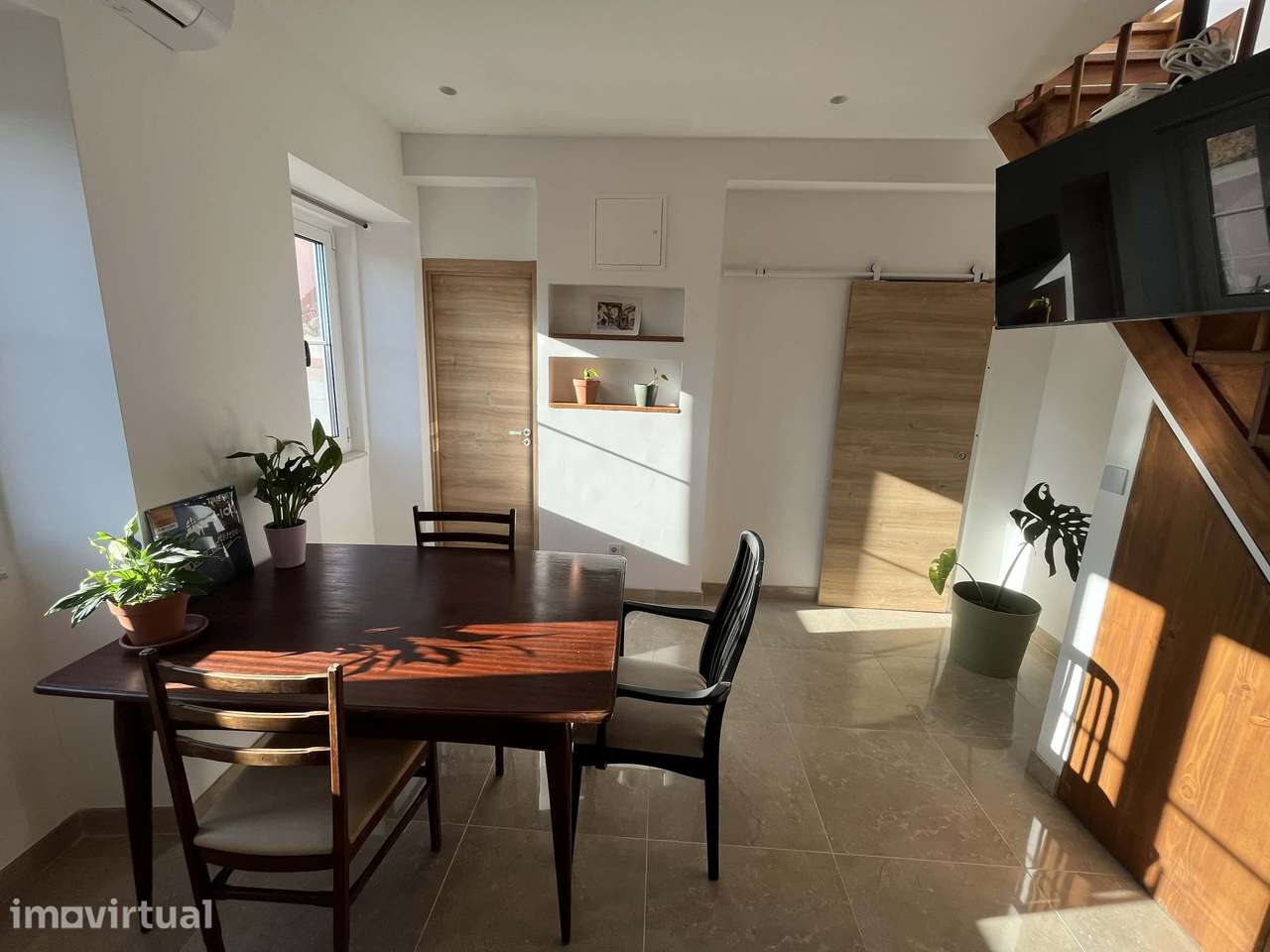 Apartment in Largo Santo Antoninho, Lisboa for 80 m² with 1 bedroom - Grande imagem: 3/18