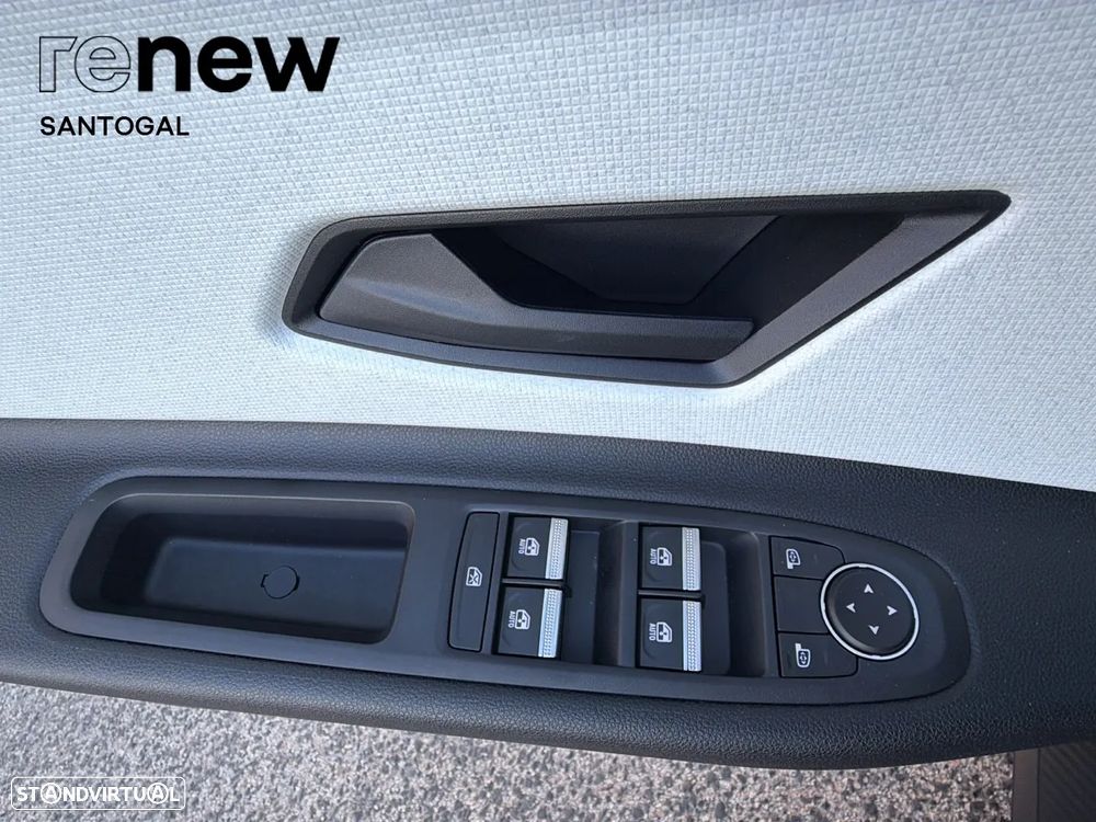 Renault 5 E-Tech 40 kWh Evolution Autonomia Urbana - 17