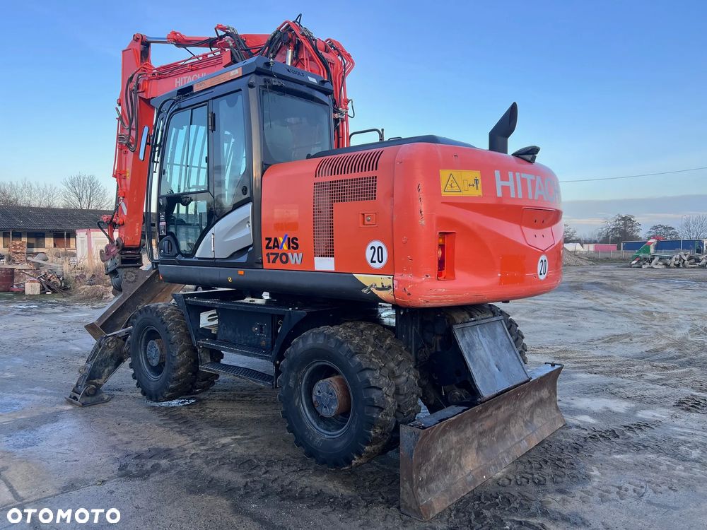 ミライグリッシュ Używany Hitachi ZX 170W-5B 2600 MTH 2 ŁYŻKI OILQUICK POWERTILT