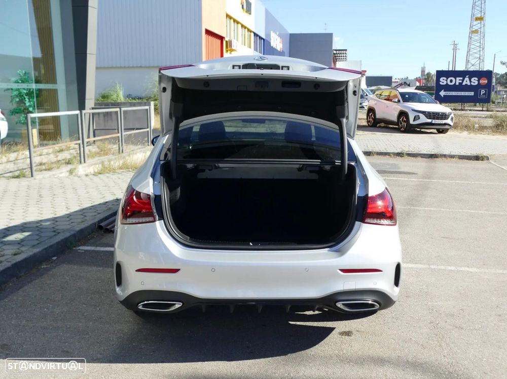 Mercedes-Benz A 200 Limousine AMG Line Aut. - 15