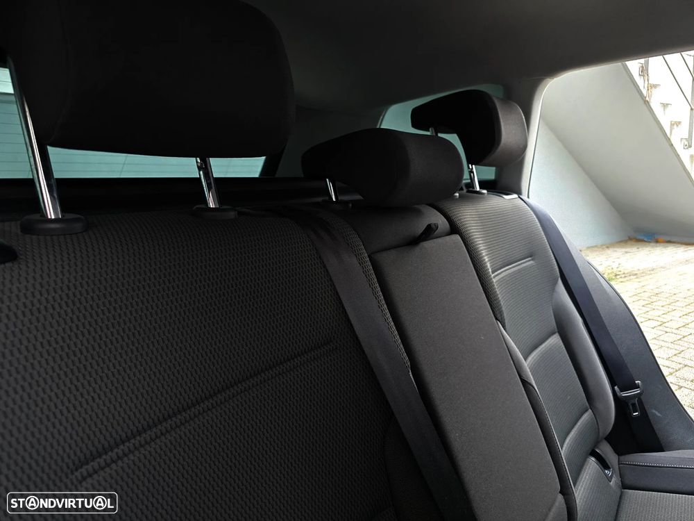 VW Golf Variant 1.6 TDi Highline - 56