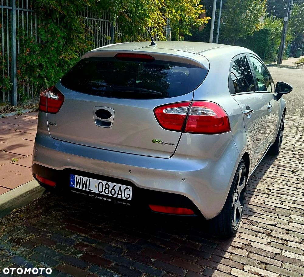 Kia Rio - 3