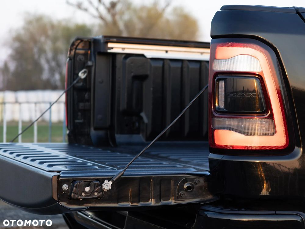 RAM 1500 5.7 Crew Cab Laramie - 12