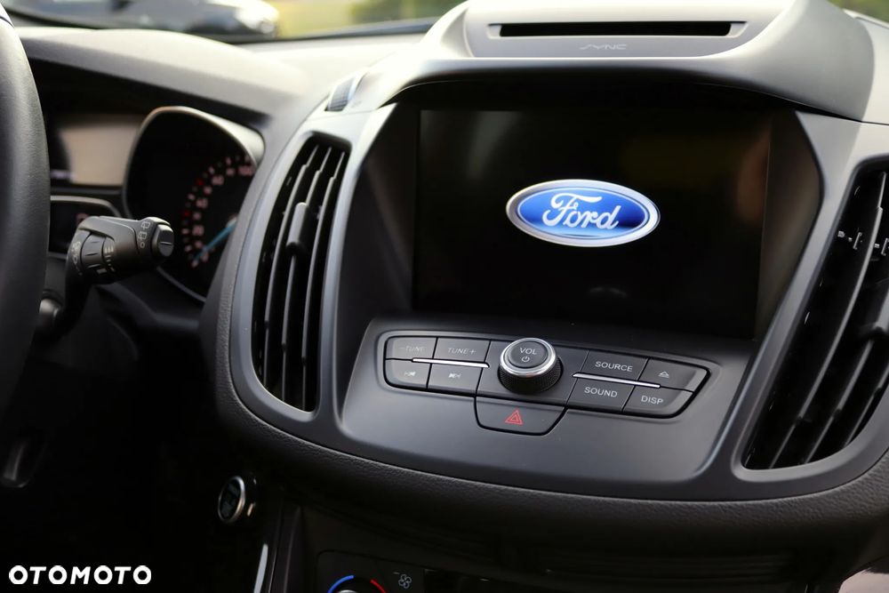 Ford Kuga 1.5 EcoBoost 2x4 ST-Line - 33