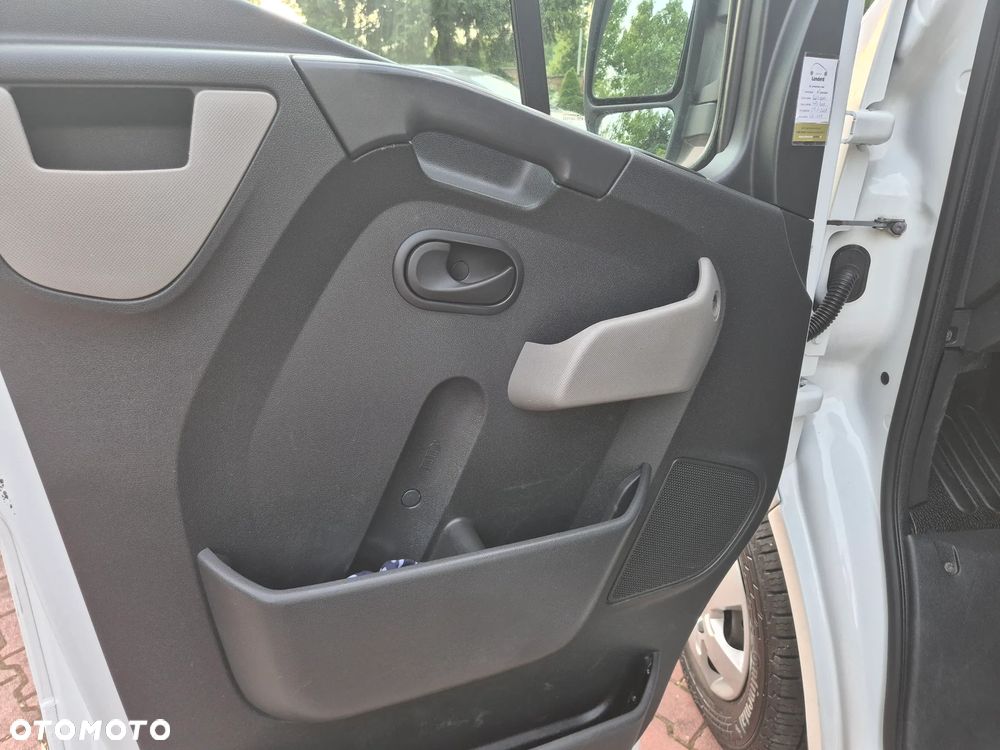 Renault Master - 30