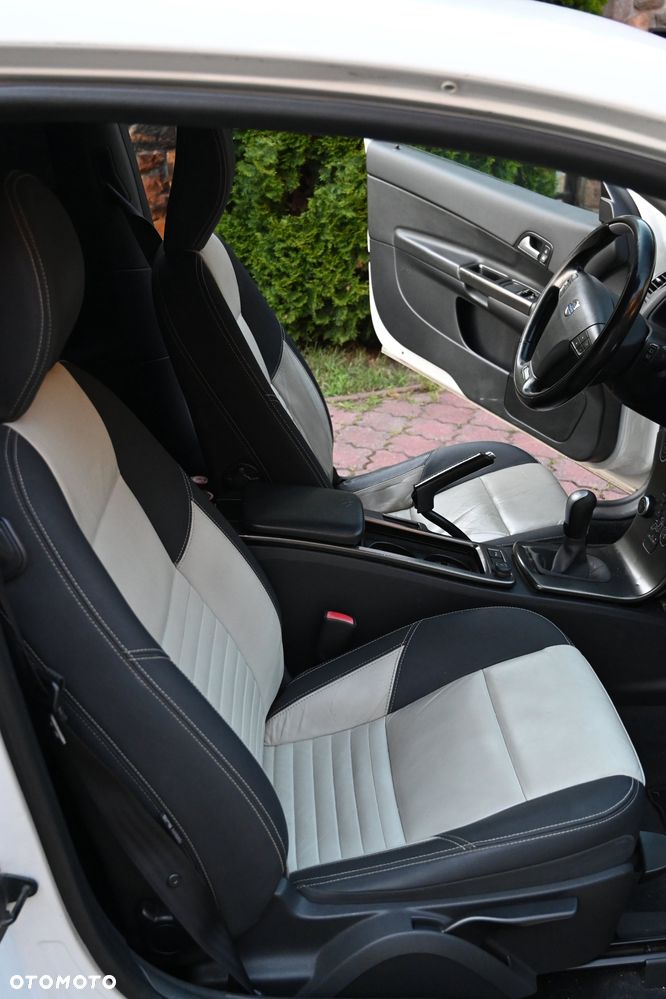 Volvo C30 1.6D DRIVe R-Design Start-Stop - 5