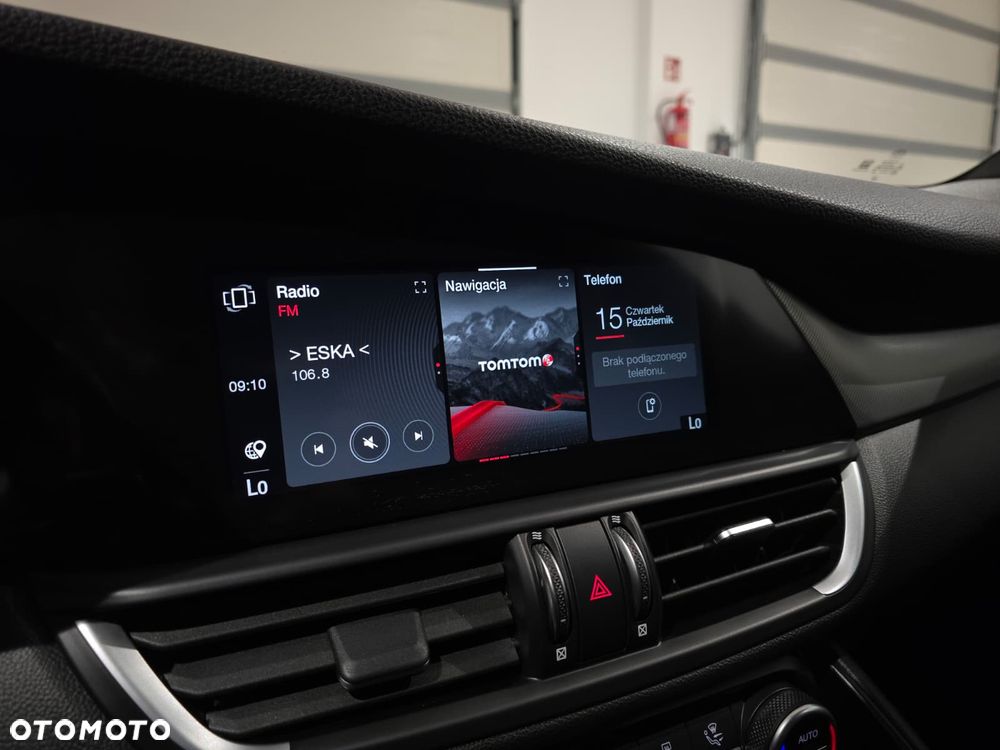 Alfa Romeo Giulia 2.0 Turbo Competizione Q4 - 17
