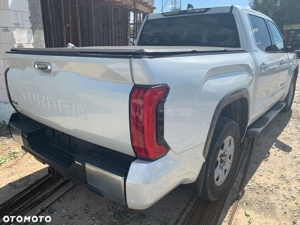 Toyota Tundra - 6