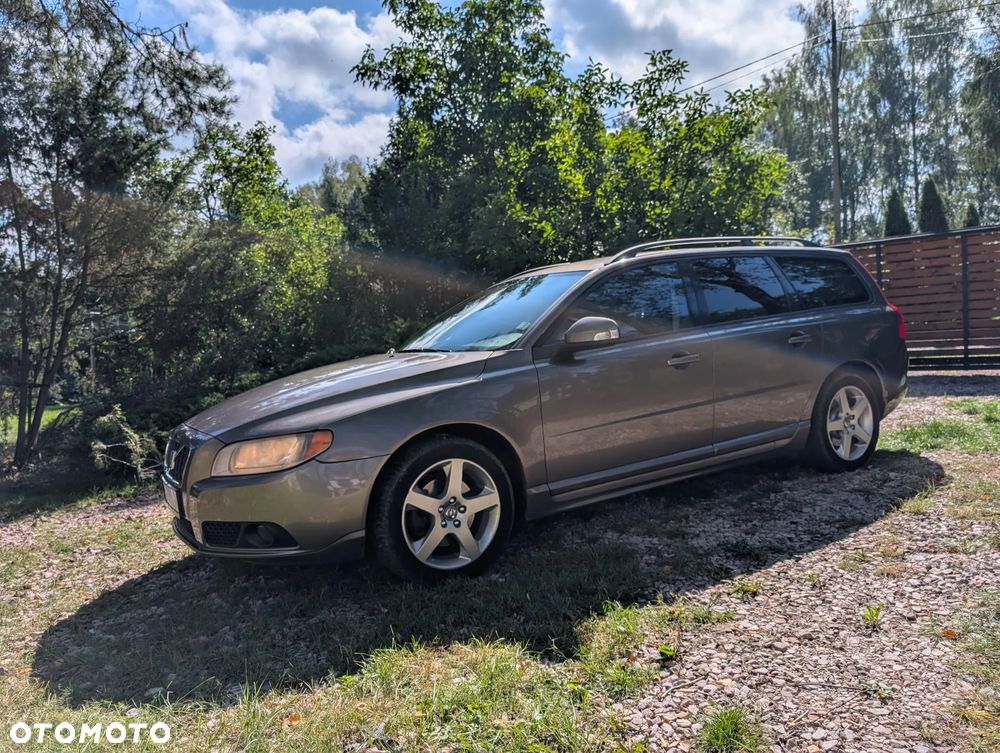 Volvo V70 2.0D Momentum - 9