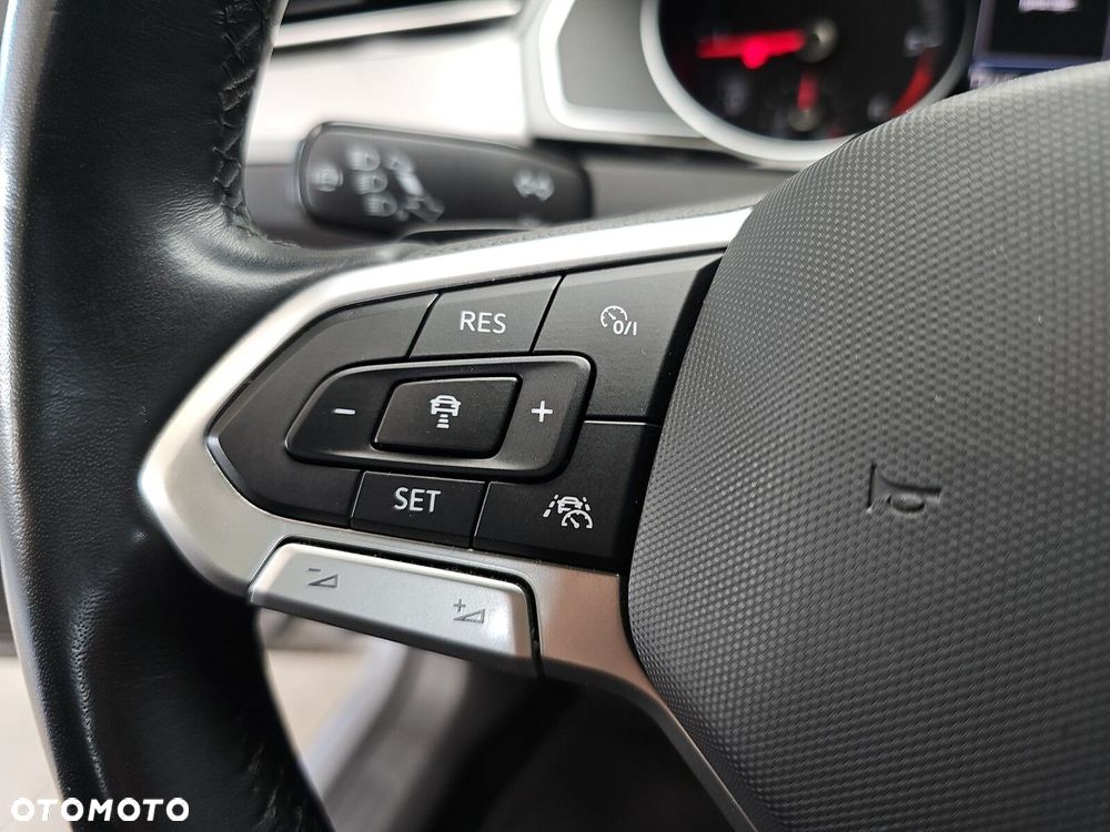 Volkswagen Passat 2.0 TDI EVO Business DSG - 14