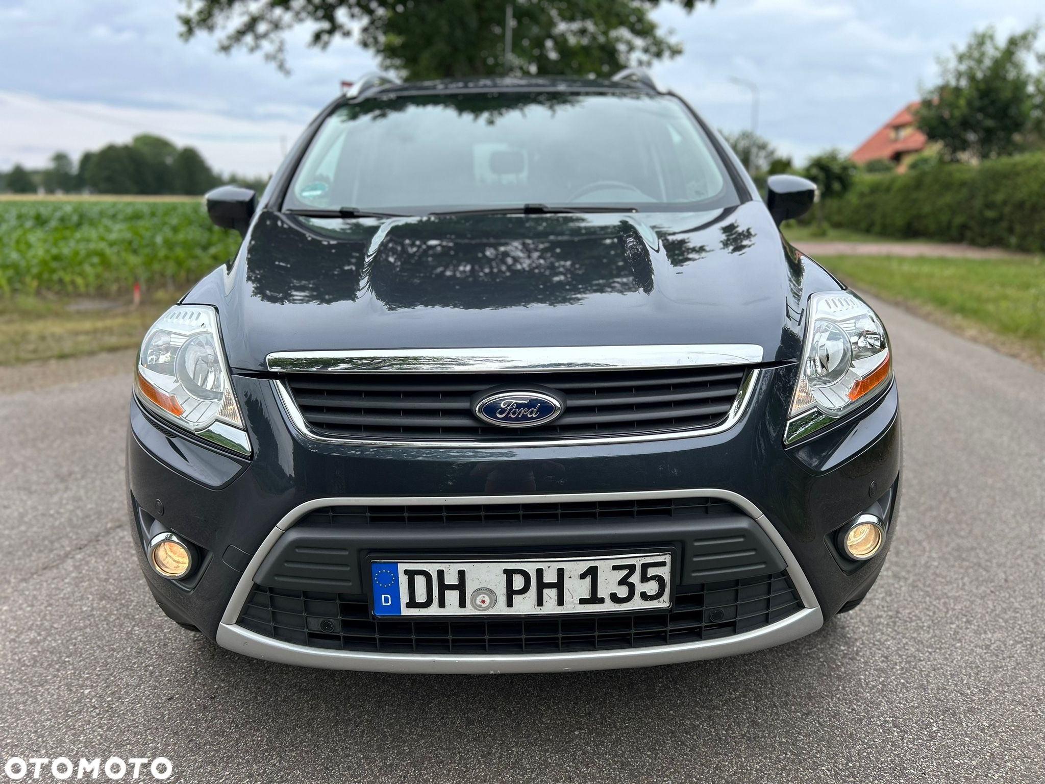 Ford Kuga 2.0 TDCi 2x4 Titanium - 12